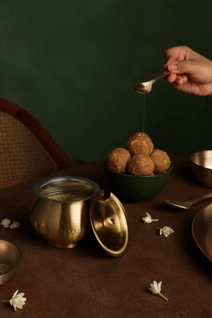 Pure Brass Ghee Pot with Tin Coating (पीतल का घी पॉट)