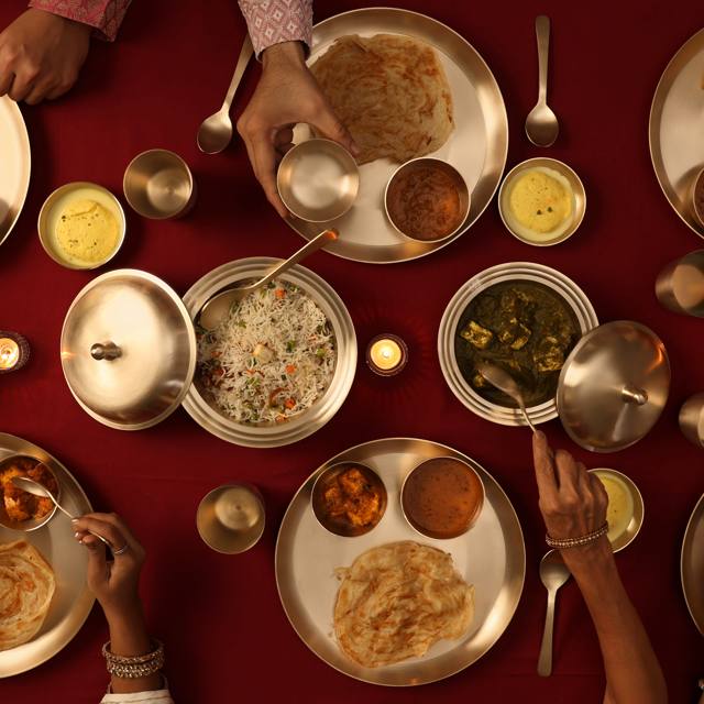 Kansa 36-Piece Dinner Set, 10.5"